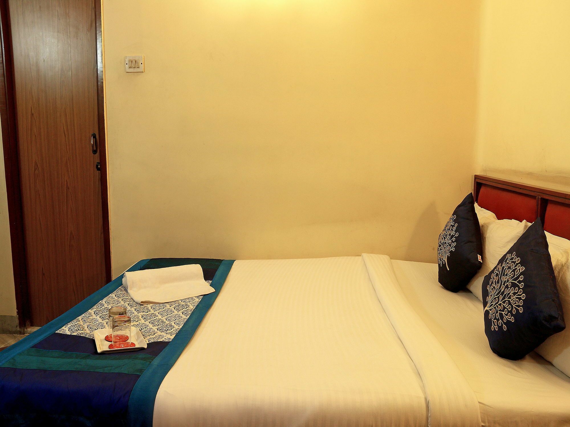 Oyo 4621 Hotel Camac Plaza 콜카타 외부 사진