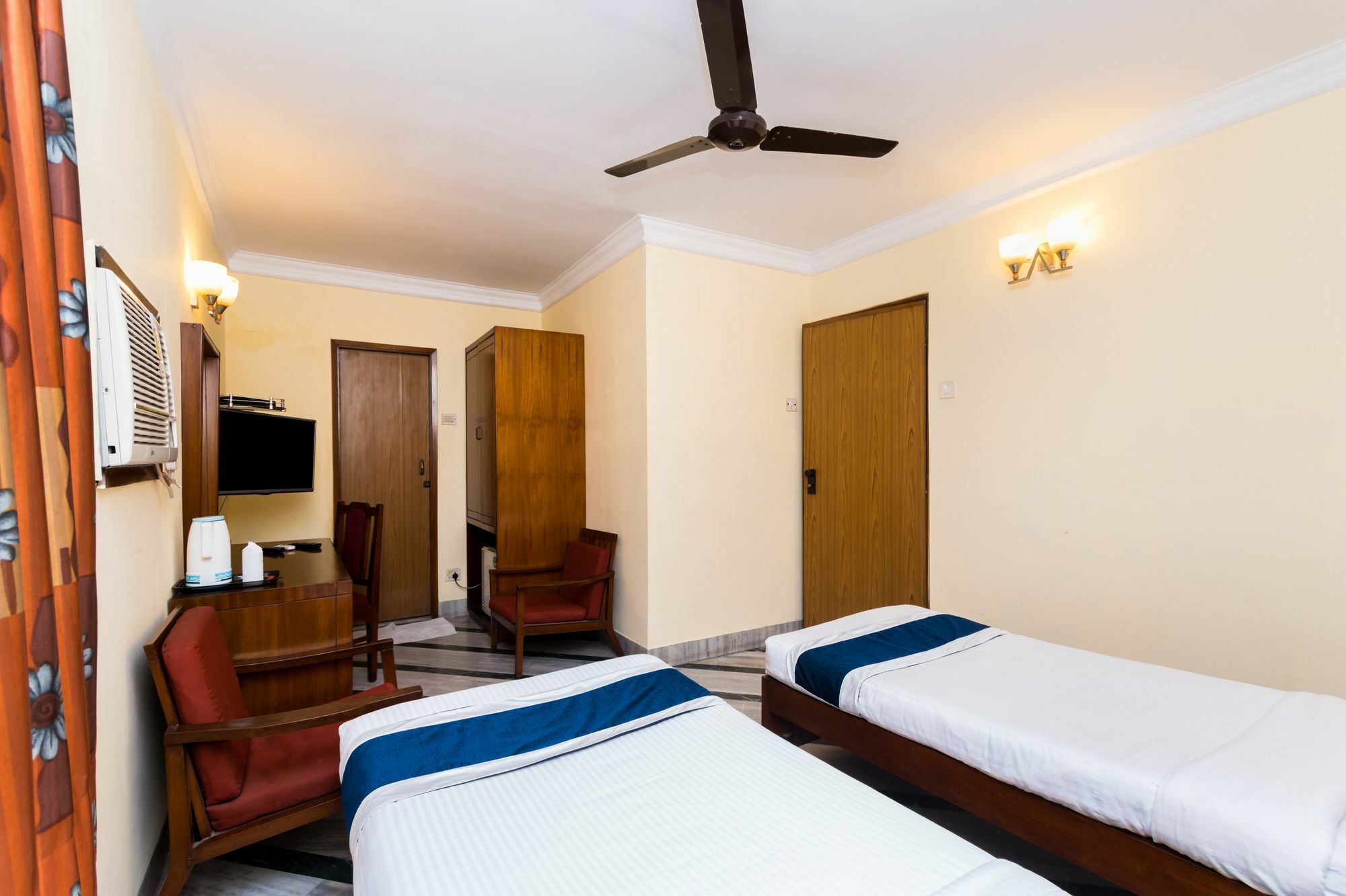 Oyo 4621 Hotel Camac Plaza 콜카타 외부 사진